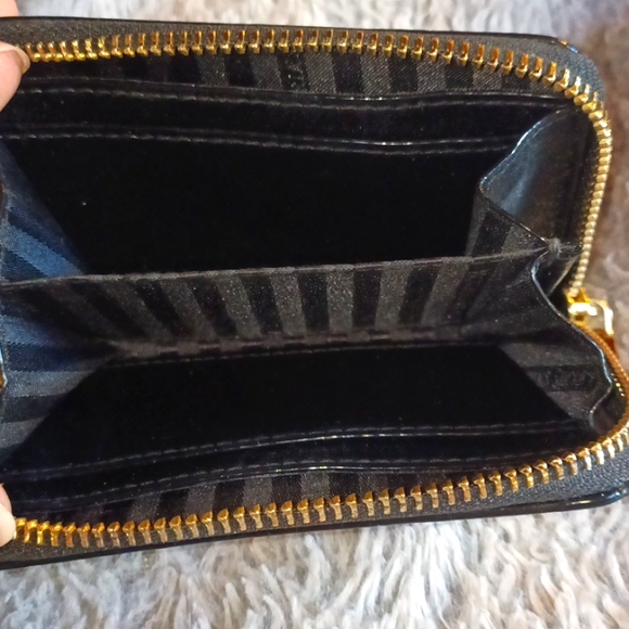VICTORIA'S SECRET Small Wallet - Picture 4 of 5